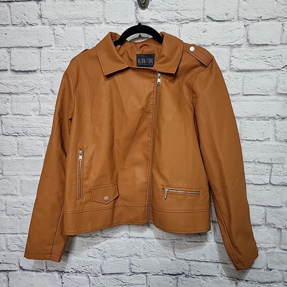 NWT Alivia Ford 1X Moto Jacket Curvy Collection Faux Leather Rust Full Zip - Picture 1 of 11